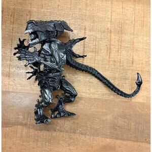 1992 Kenner ALIEN QUEEN w/Hatchling Used VG Condition